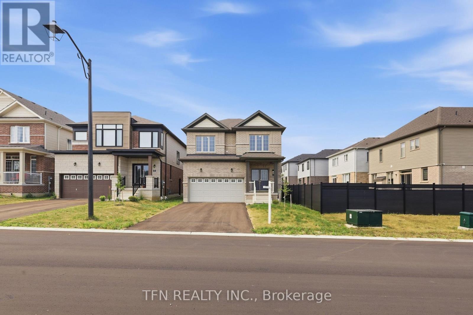 16 BLANEY STREET, Brant, Ontario