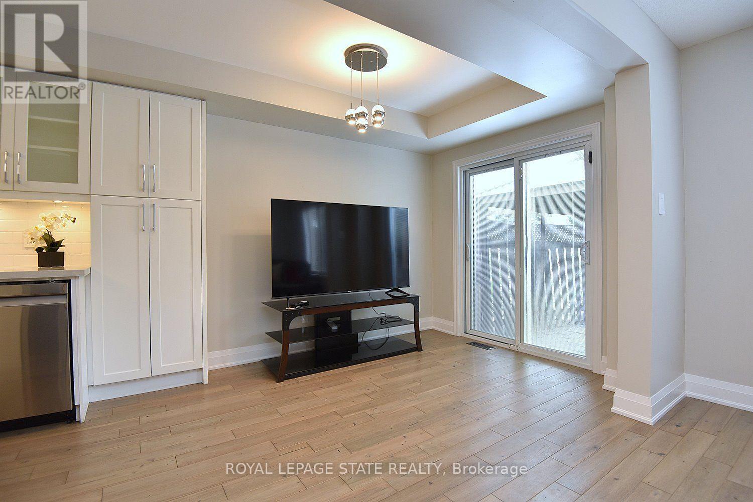 519 Southridge Drive, Hamilton, Ontario  L9C 7V4 - Photo 10 - X13602668