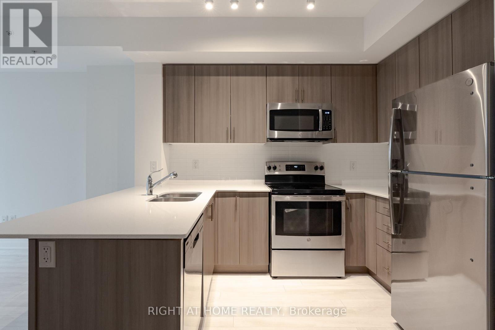 213 - 550 North Service Road, Grimsby, Ontario  L3M 0H9 - Photo 7 - X13602680