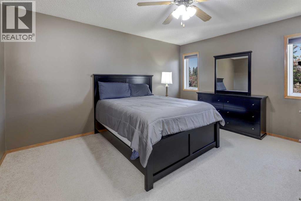 96 Hawktree Close NW, Calgary, Alberta  T3G 3T3 - Photo 14 - A2326150