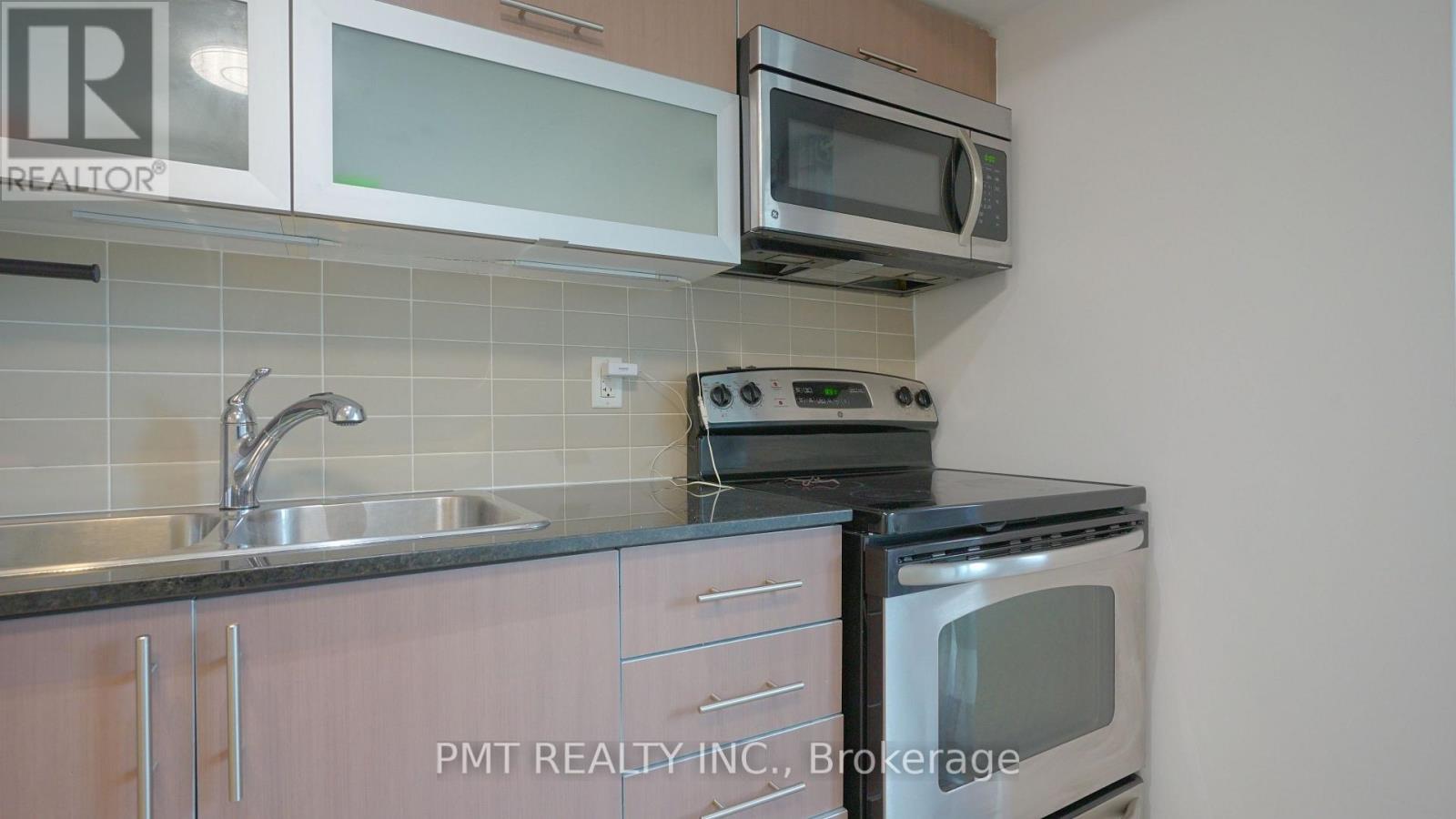 503 - 28 Ted Rogers Way, Toronto, Ontario  M4Y 2J4 - Photo 7 - C13598540