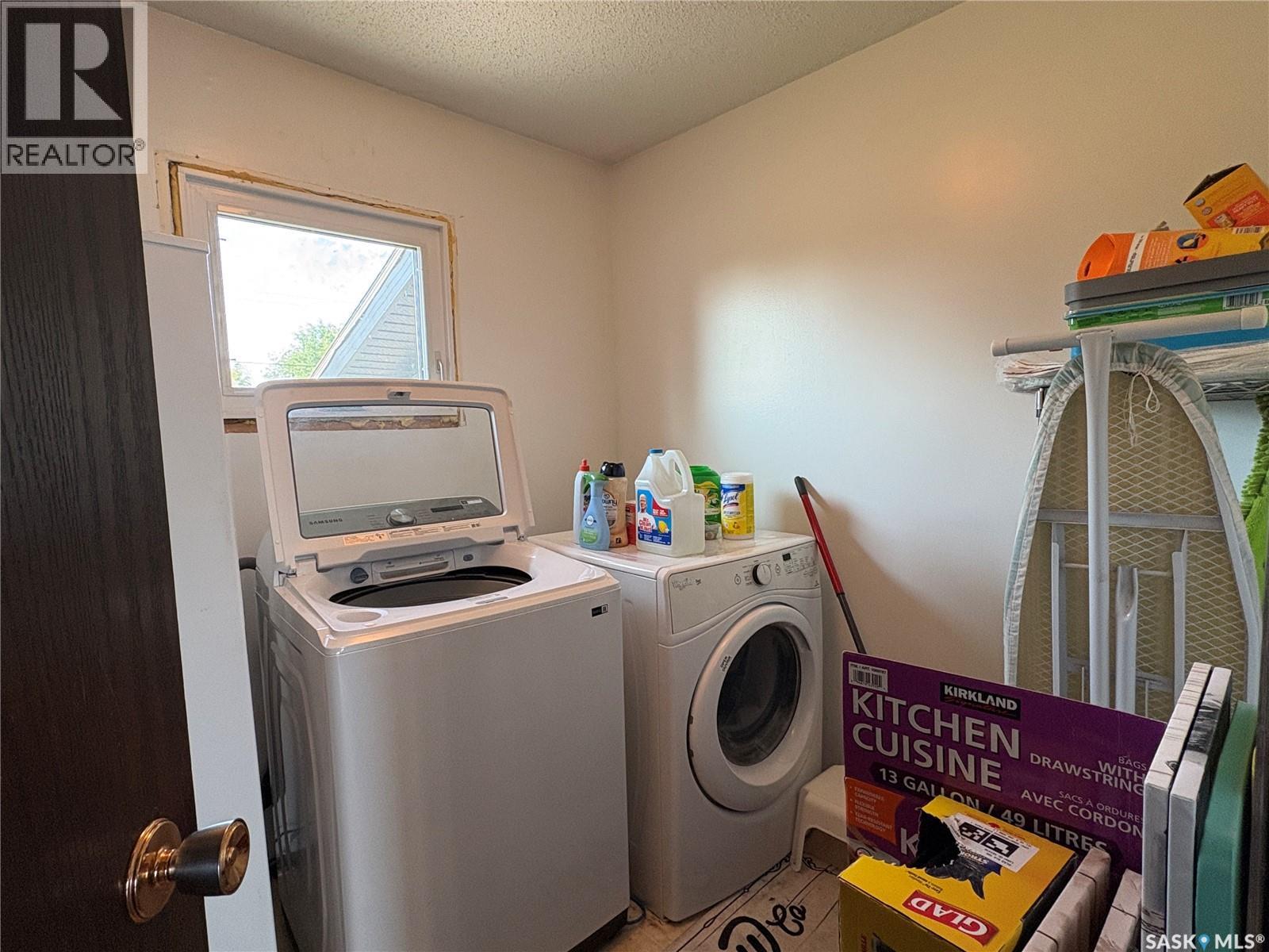 105 5th Avenue, Hodgeville, Saskatchewan  S0H 2B0 - Photo 14 - SK043532
