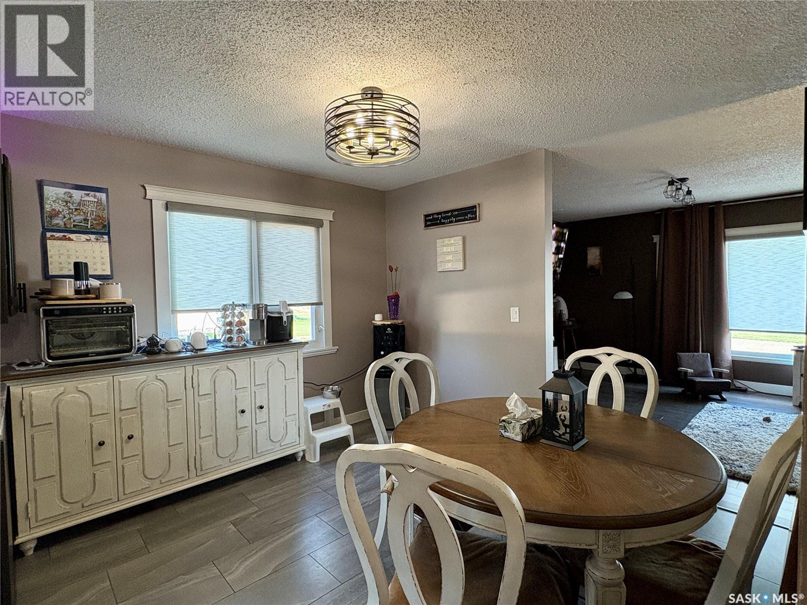 105 5th Avenue, Hodgeville, Saskatchewan  S0H 2B0 - Photo 17 - SK043532