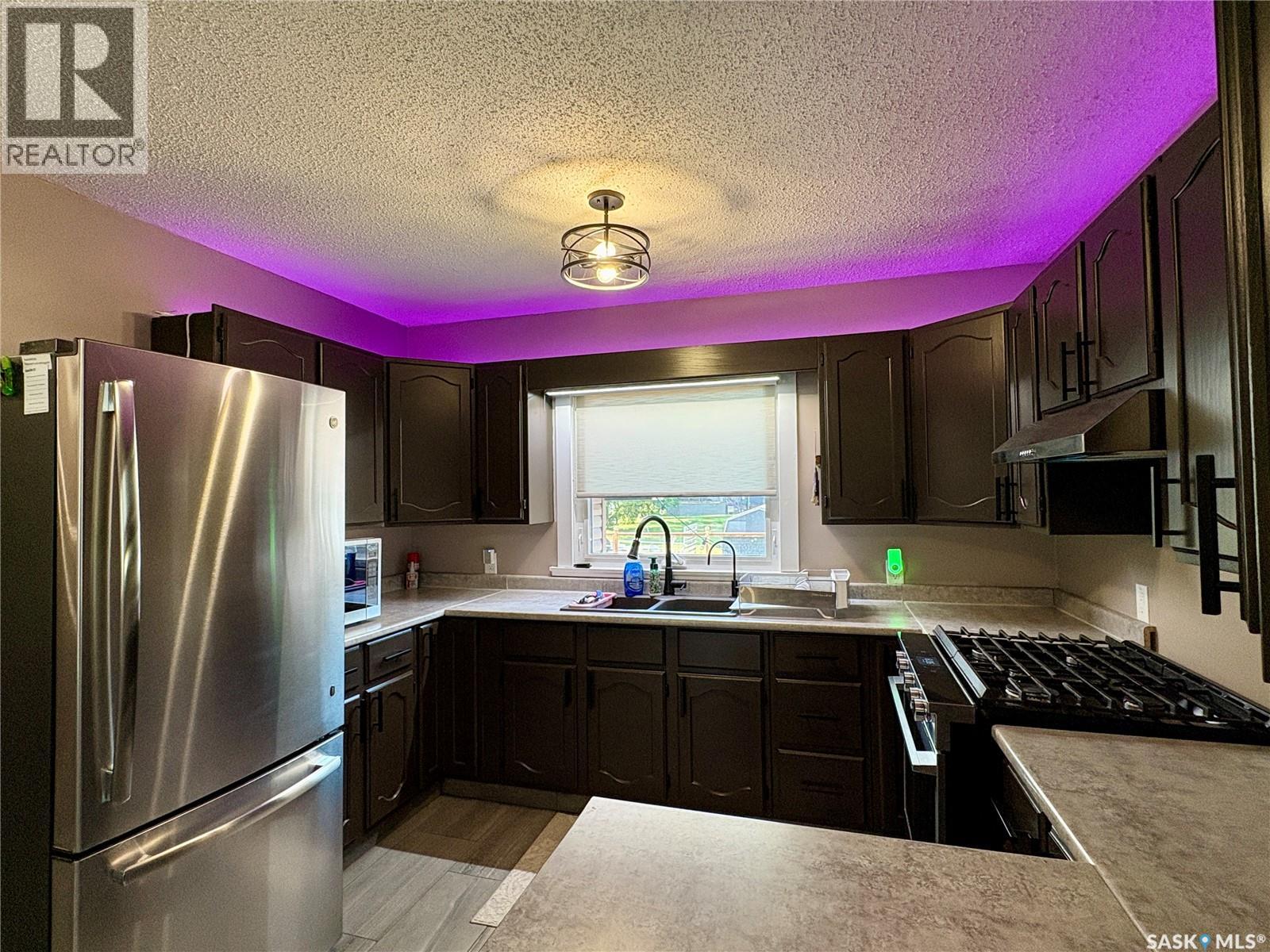 105 5th Avenue, Hodgeville, Saskatchewan  S0H 2B0 - Photo 18 - SK043532