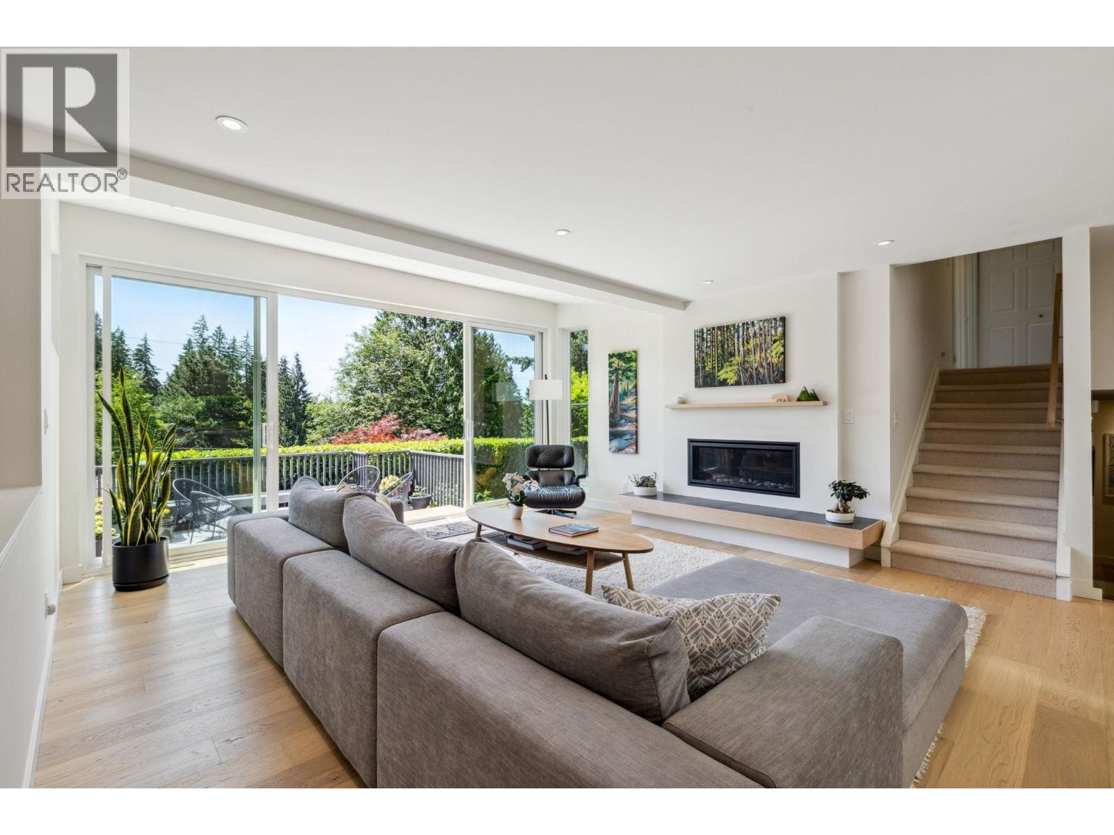 5766 Cranley Drive, West Vancouver, British Columbia  V7W 1S8 - Photo 10 - R3149658