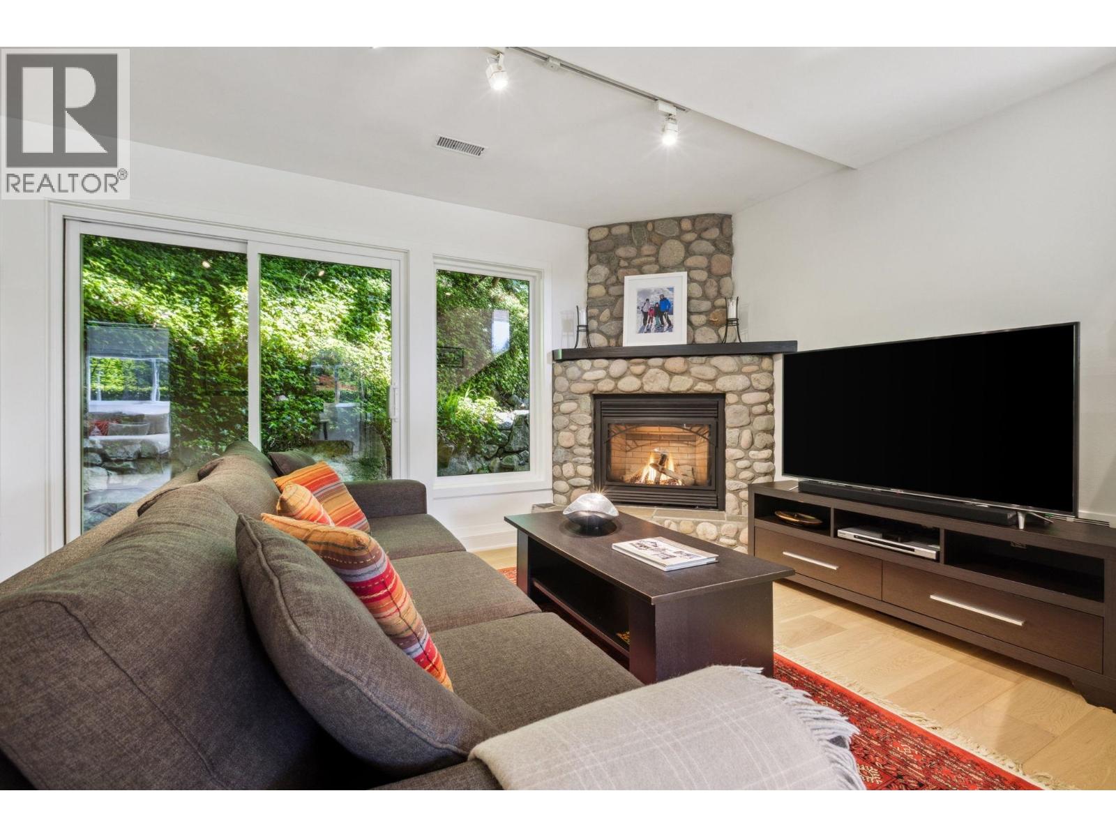 5766 Cranley Drive, West Vancouver, British Columbia  V7W 1S8 - Photo 30 - R3149658