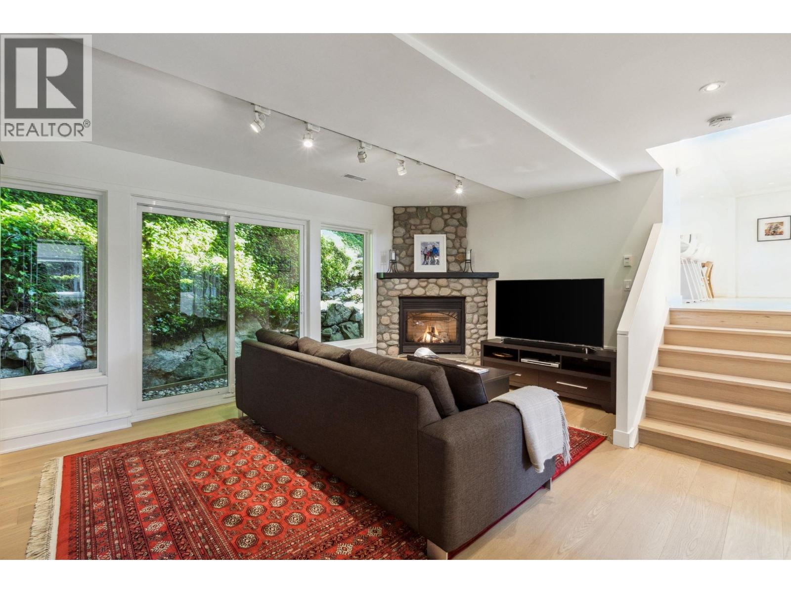 5766 Cranley Drive, West Vancouver, British Columbia  V7W 1S8 - Photo 31 - R3149658