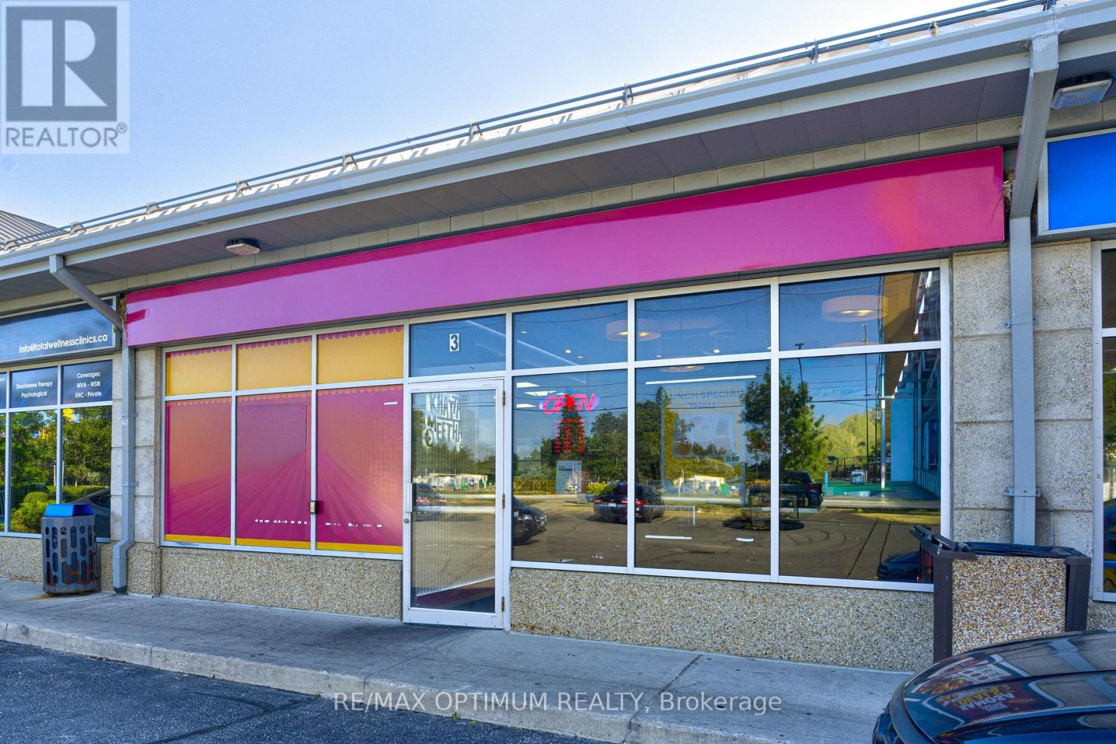 3 - 1 Glenn Hawthorne Boulevard, Mississauga, Ontario  L5R 0C2 - Photo 2 - W13562384