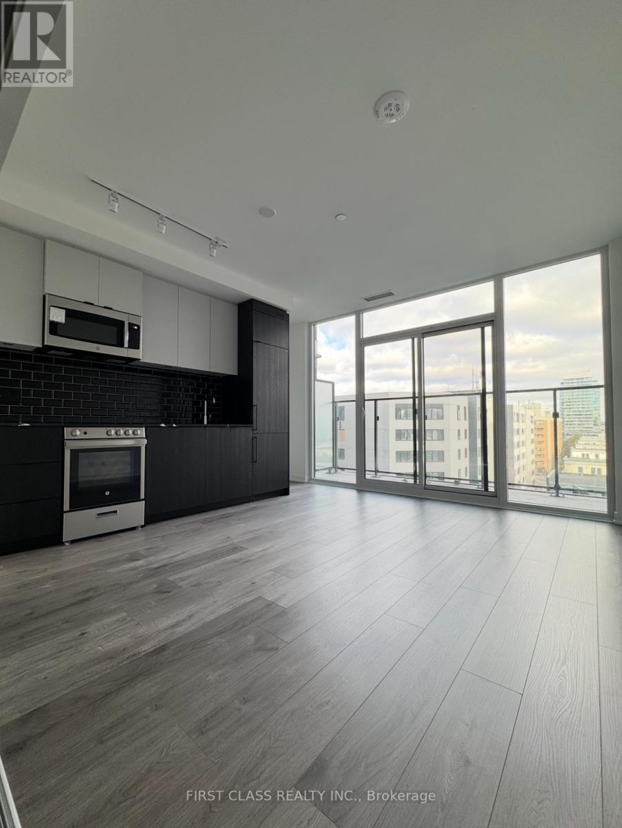 504 - 285 DUFFERIN STREET, Toronto, Ontario