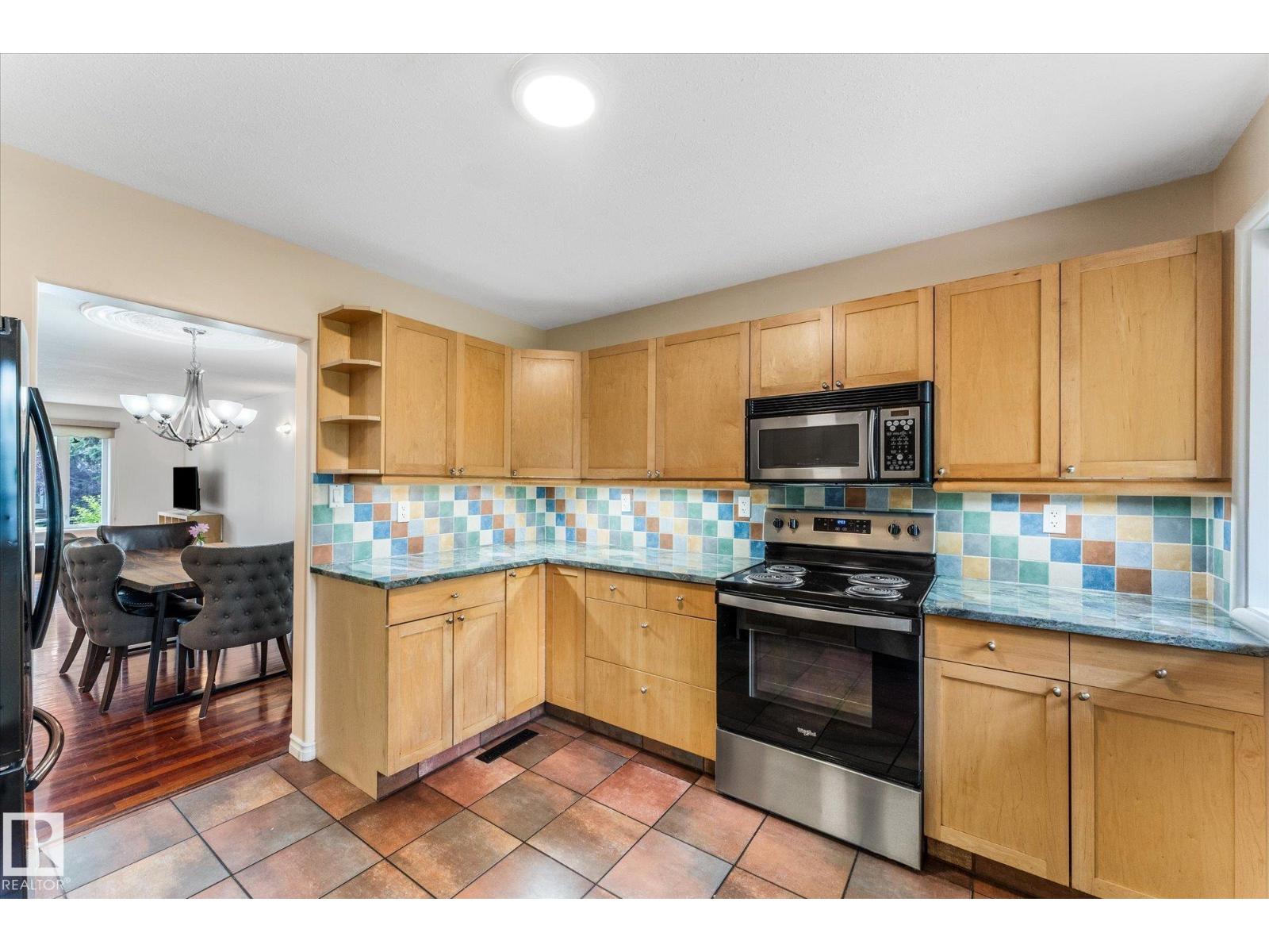 10810 54 Av NW, Edmonton, Alberta  T6H 0T9 - Photo 14 - E4500530