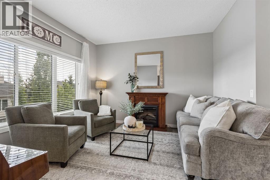 75 Sunrise View, Cochrane, Alberta  T4C 0M8 - Photo 5 - A2318844