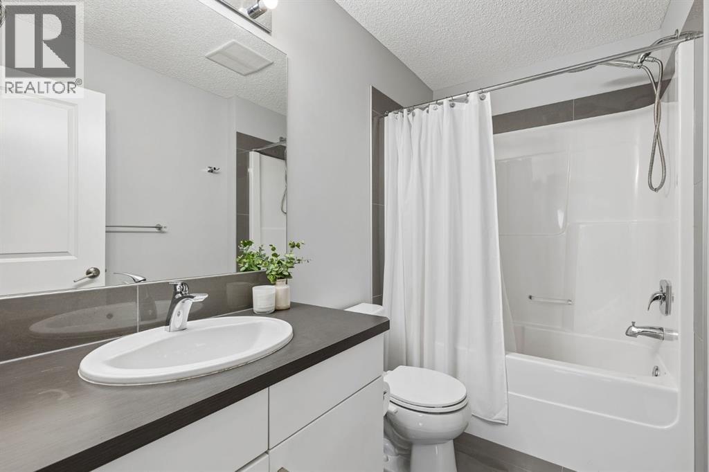 75 Sunrise View, Cochrane, Alberta  T4C 0M8 - Photo 9 - A2318844