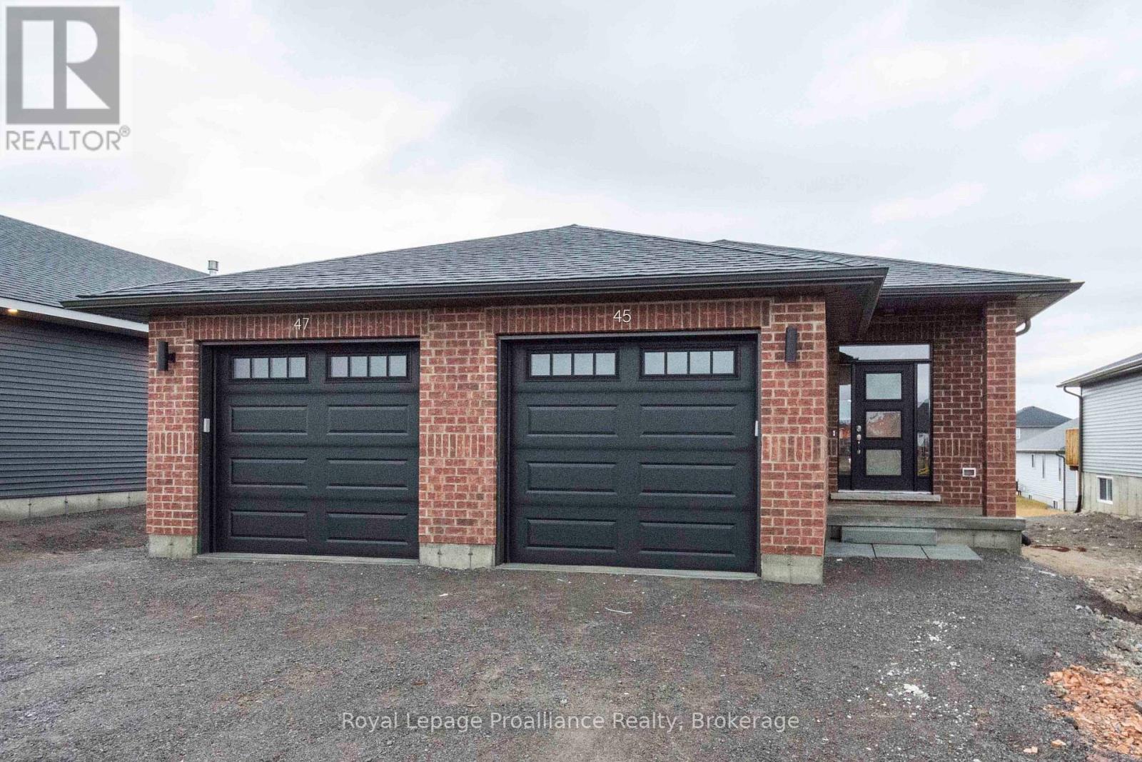 47 DEWAL PLACE, Belleville (Belleville Ward)