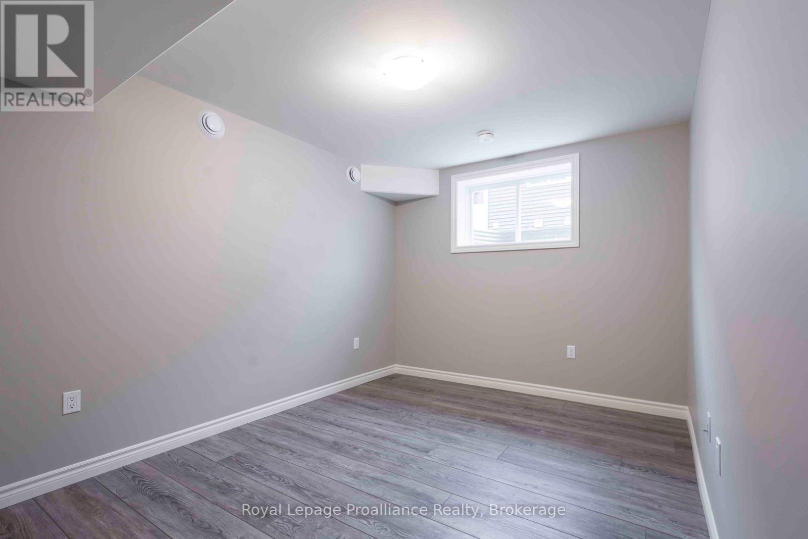 47 Dewal Place, Belleville, Ontario  K8P 0H3 - Photo 10 - X13602838