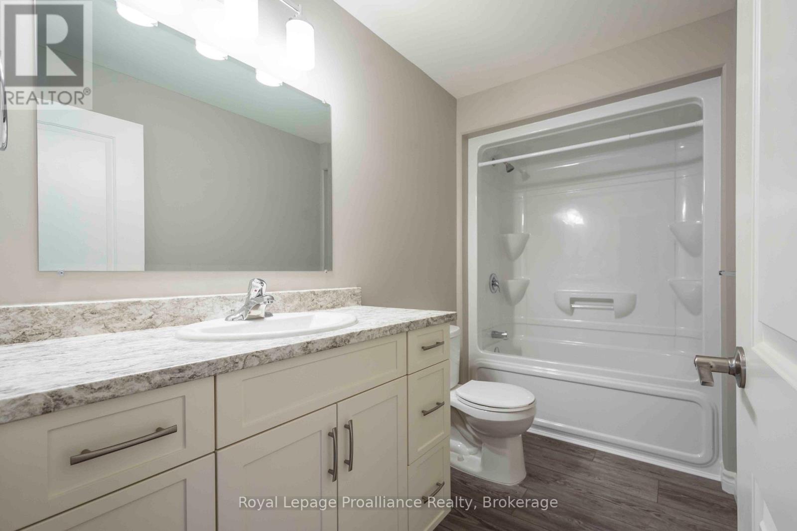 47 Dewal Place, Belleville, Ontario  K8P 0H3 - Photo 12 - X13602838