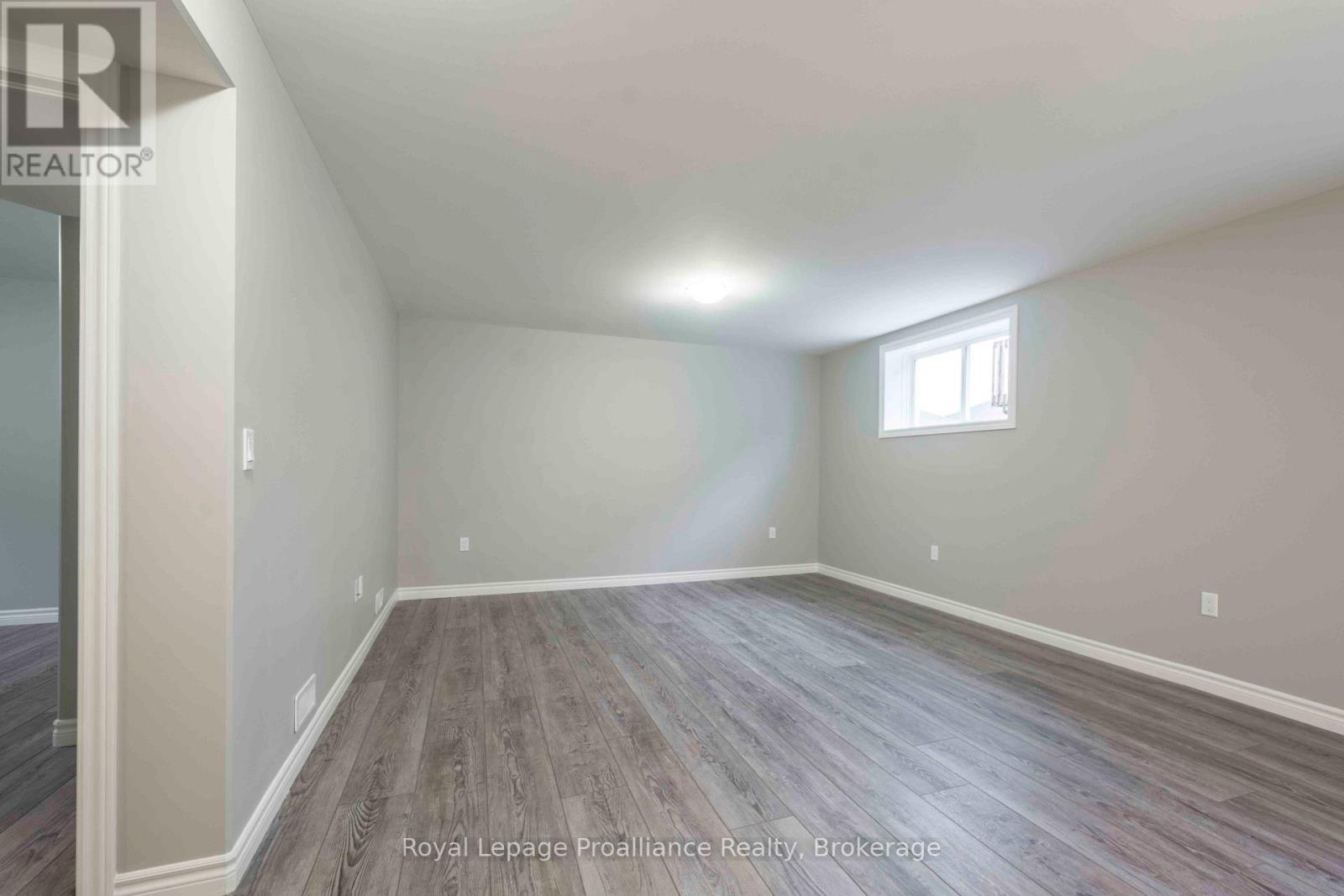 47 Dewal Place, Belleville, Ontario  K8P 0H3 - Photo 6 - X13602838