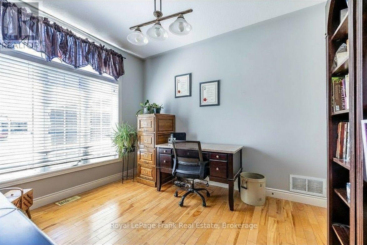 36 Lori Boulevard, Kawartha Lakes, Ontario  K9V 6B6 - Photo 33 - X13602868