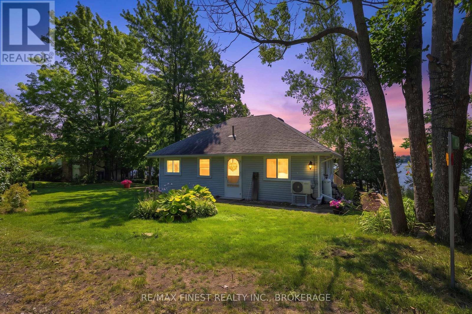 1050 ANKER LANE, Frontenac, Ontario
