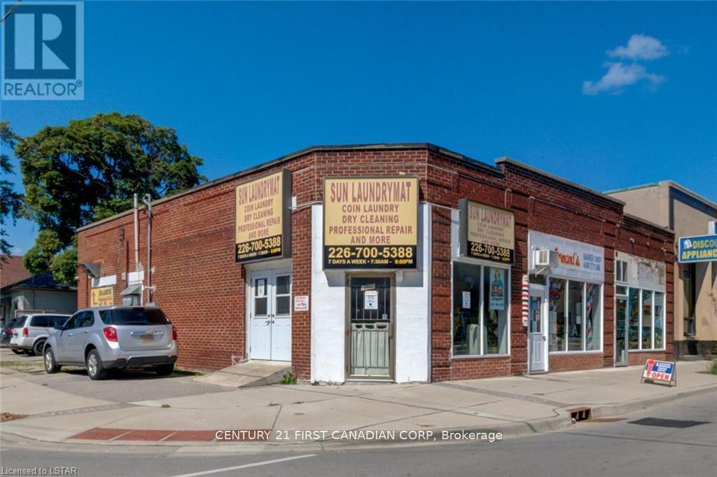1062 - 1066 DUNDAS STREET E, London East, Ontario