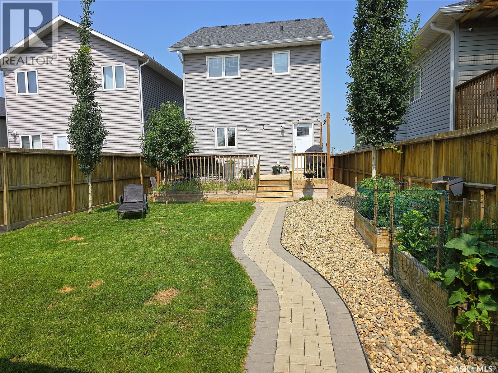 652 Ells Crescent, Saskatoon, Saskatchewan  S7L 6H9 - Photo 25 - SK043585