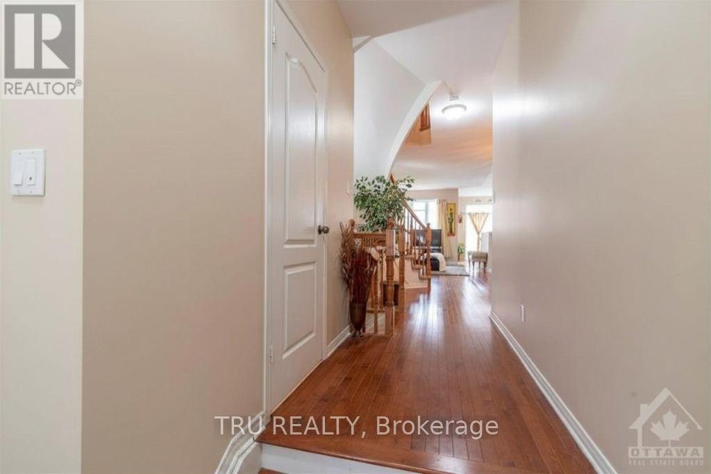 228 Berrigan Drive, Ottawa, Ontario  K2J 5C4 - Photo 2 - X13602840