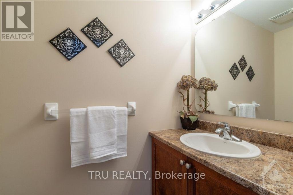 228 Berrigan Drive, Ottawa, Ontario  K2J 5C4 - Photo 3 - X13602840