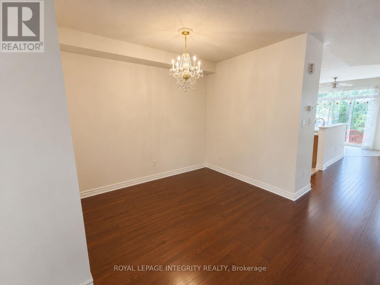 106 Hornchurch Lane, Ottawa, Ontario  K2J 0A6 - Photo 3 - X13602918