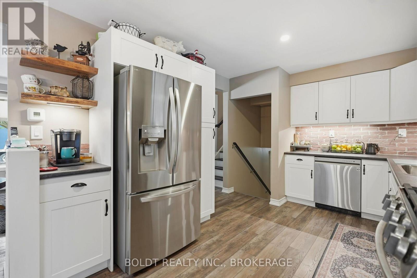 18 Prince Charles Drive, St. Catharines (Lakeport), Ontario  L2N 3Y6 - Photo 14 - X13602832