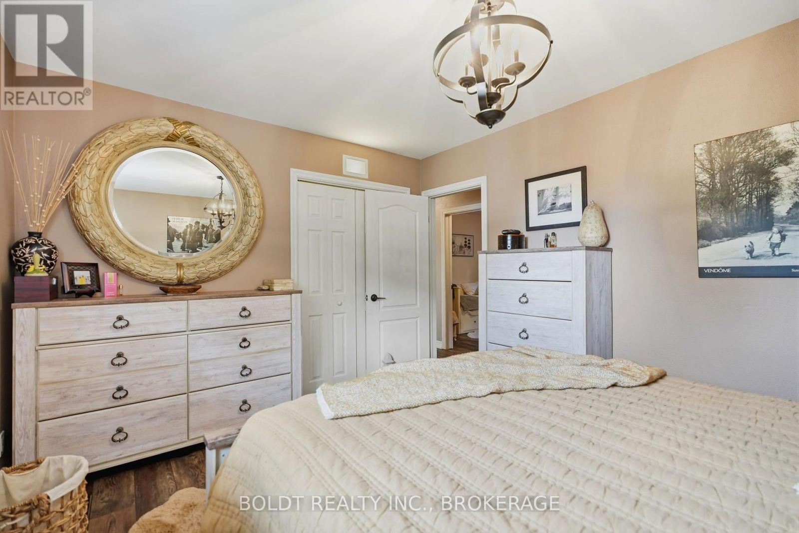18 Prince Charles Drive, St. Catharines (Lakeport), Ontario  L2N 3Y6 - Photo 23 - X13602832