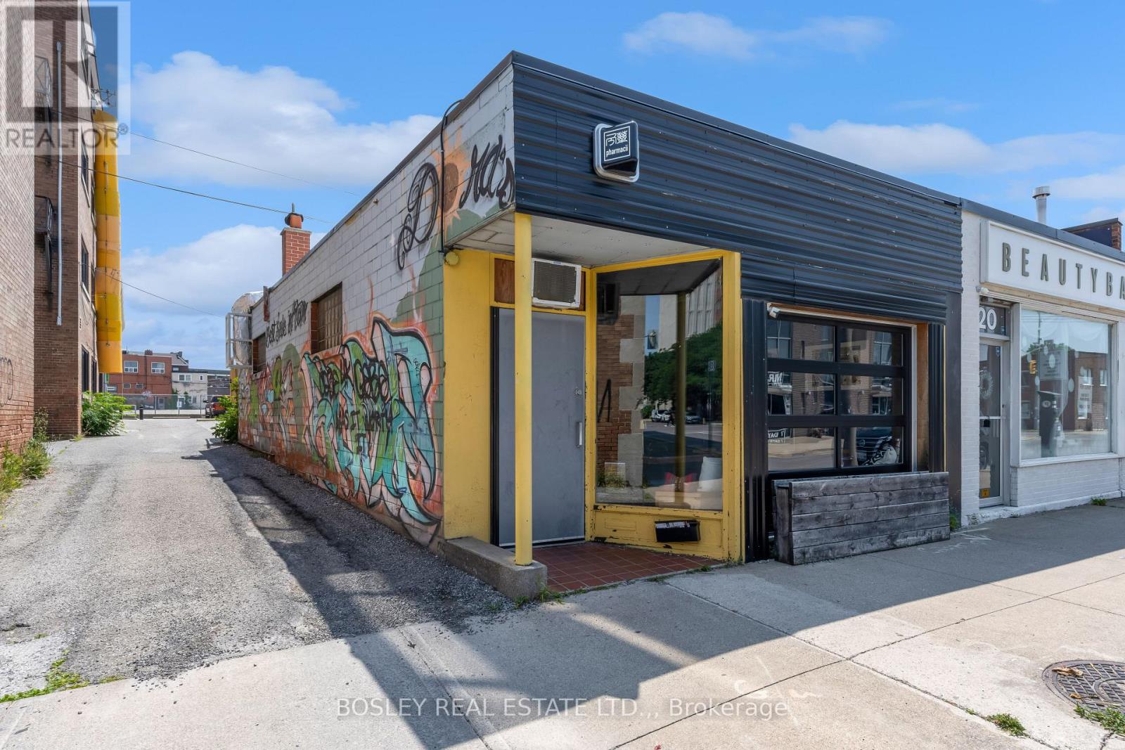 22 King Street, St. Catharines (Downtown), Ontario  L2R 3H3 - Photo 1 - X13602892