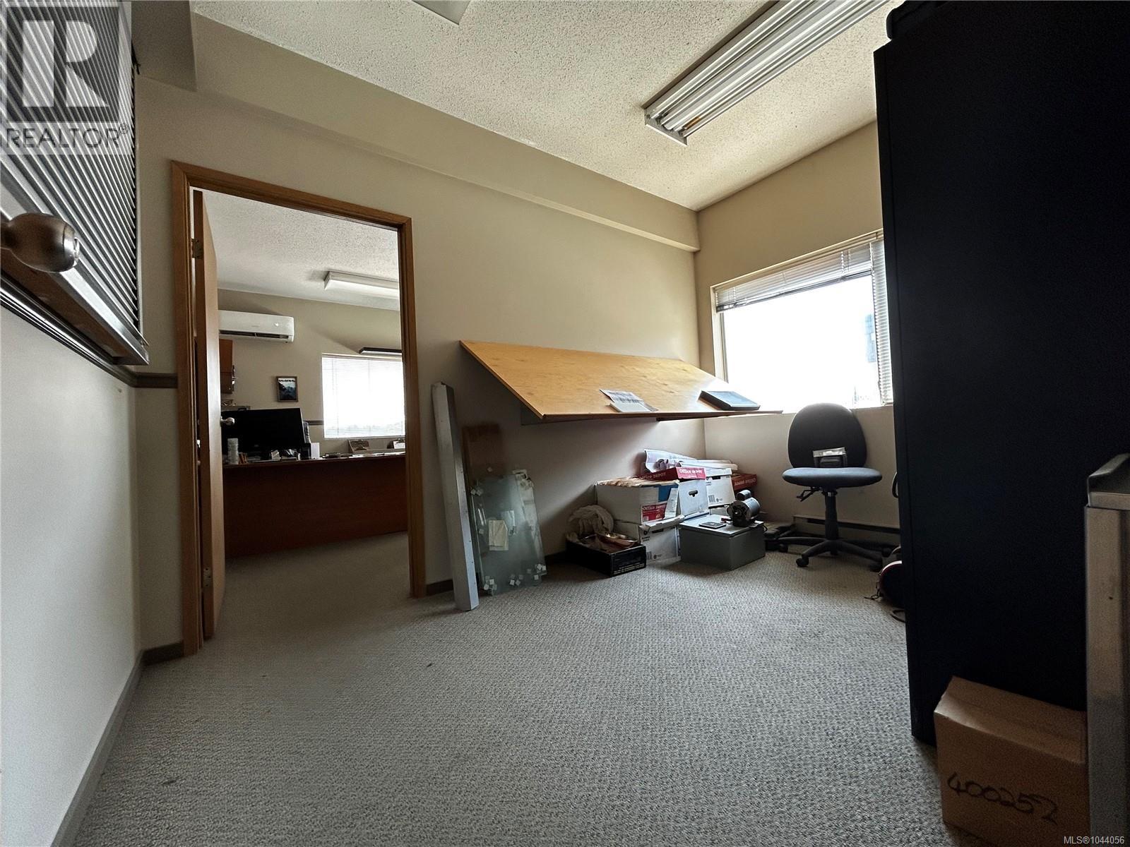 487 Burnside Rd E, Victoria, British Columbia  V8T 2X3 - Photo 29 - 1044056