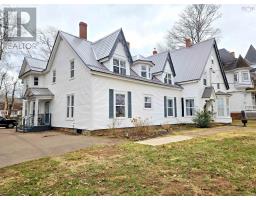 179-181 East Victoria Street, East Amherst, Nova Scotia