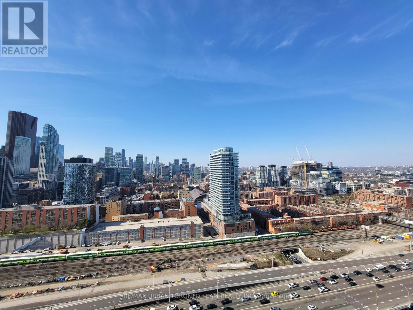 2503 - 138 Downes Street, Toronto, Ontario  M5E 0E4 - Photo 4 - C13602848