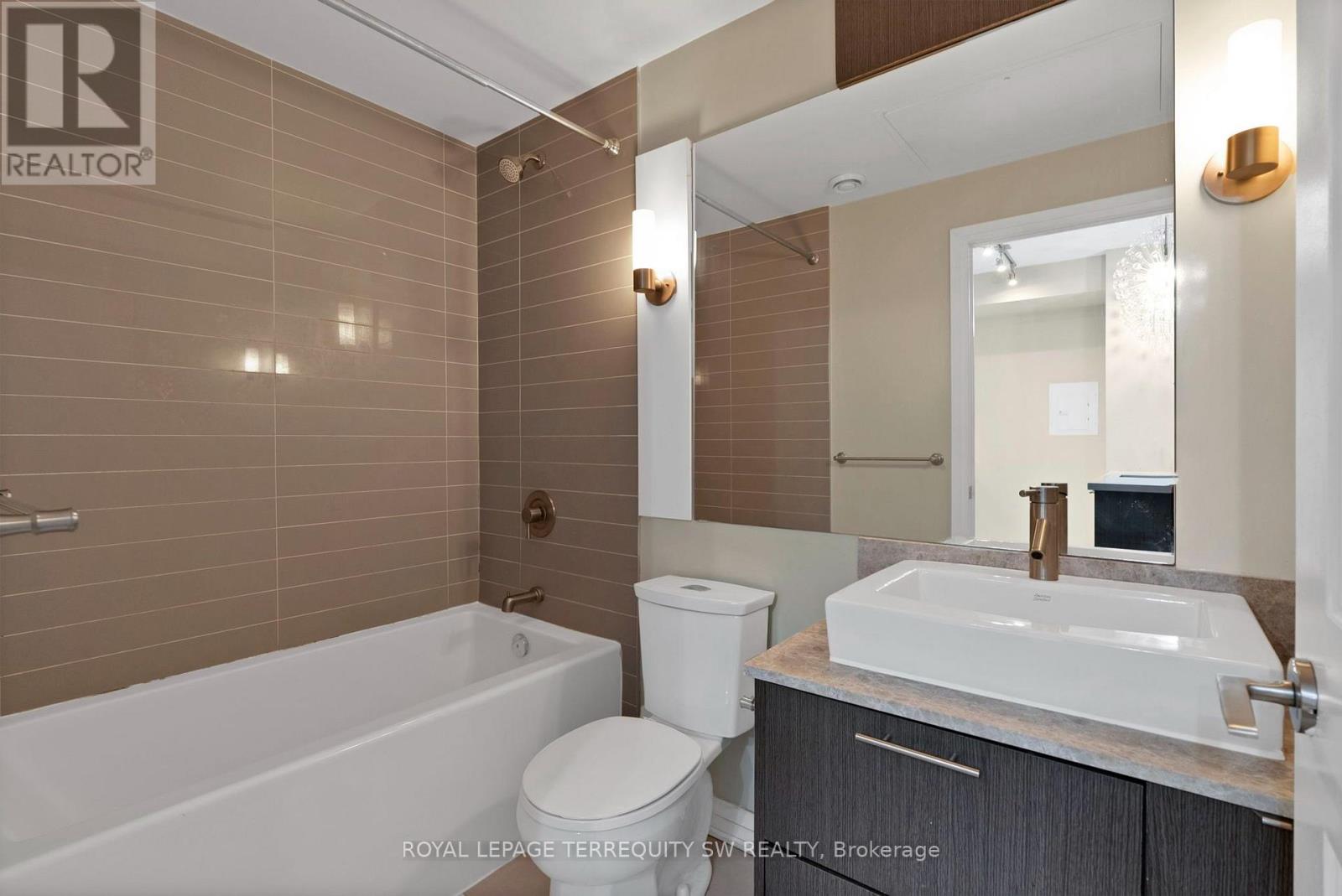 1307 - 8 Mercer Street, Toronto, Ontario  M5V 0C4 - Photo 13 - C13602864