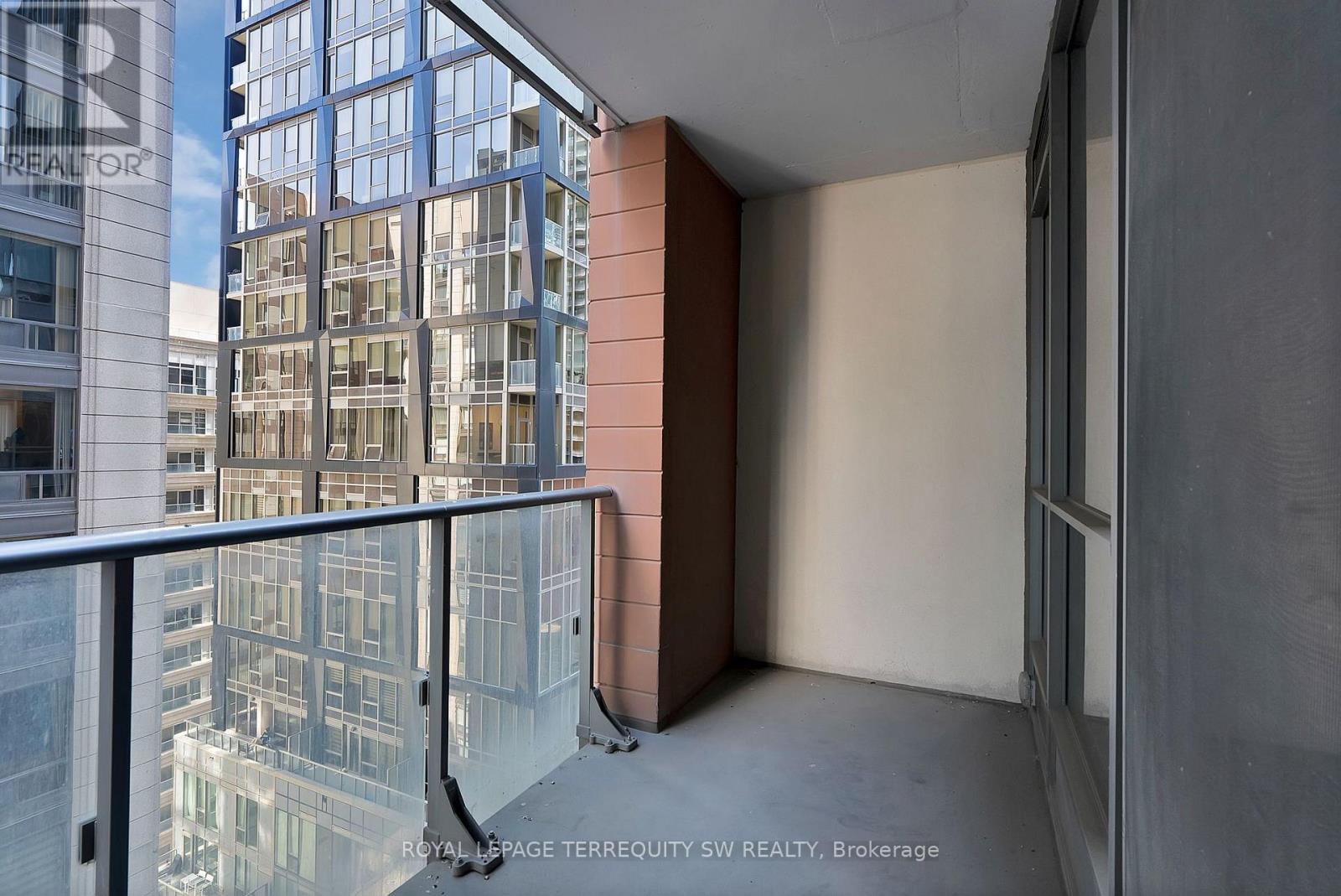 1307 - 8 Mercer Street, Toronto, Ontario  M5V 0C4 - Photo 17 - C13602864