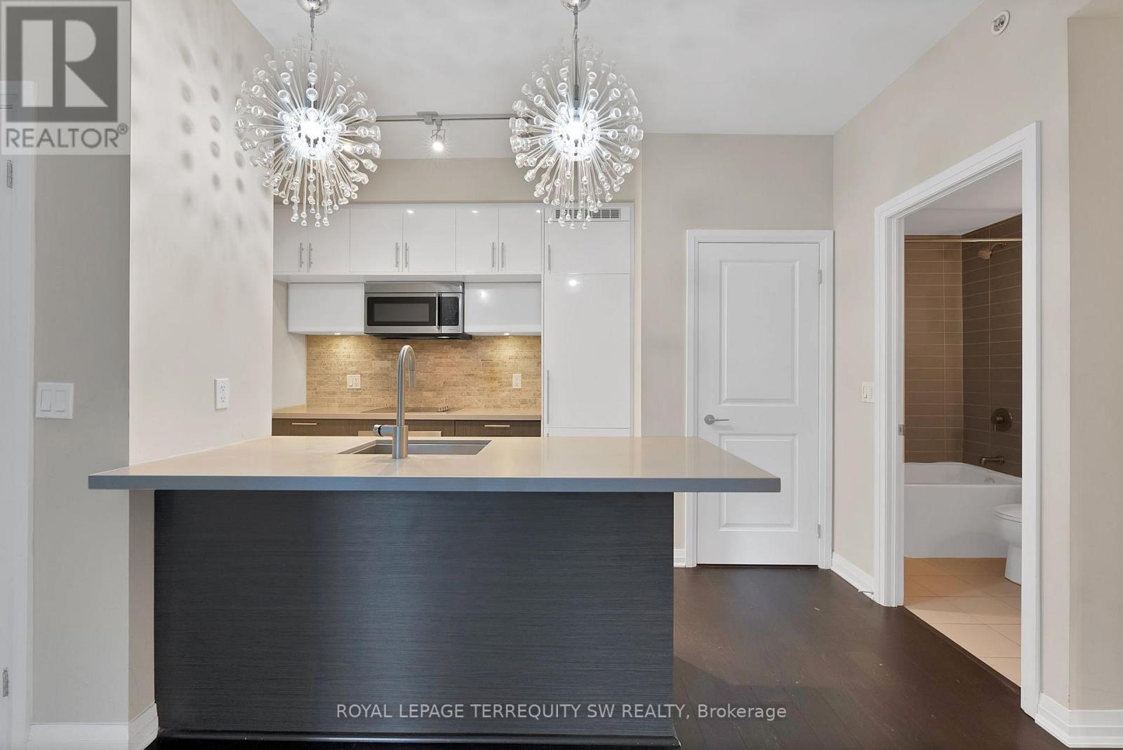1307 - 8 Mercer Street, Toronto, Ontario  M5V 0C4 - Photo 6 - C13602864