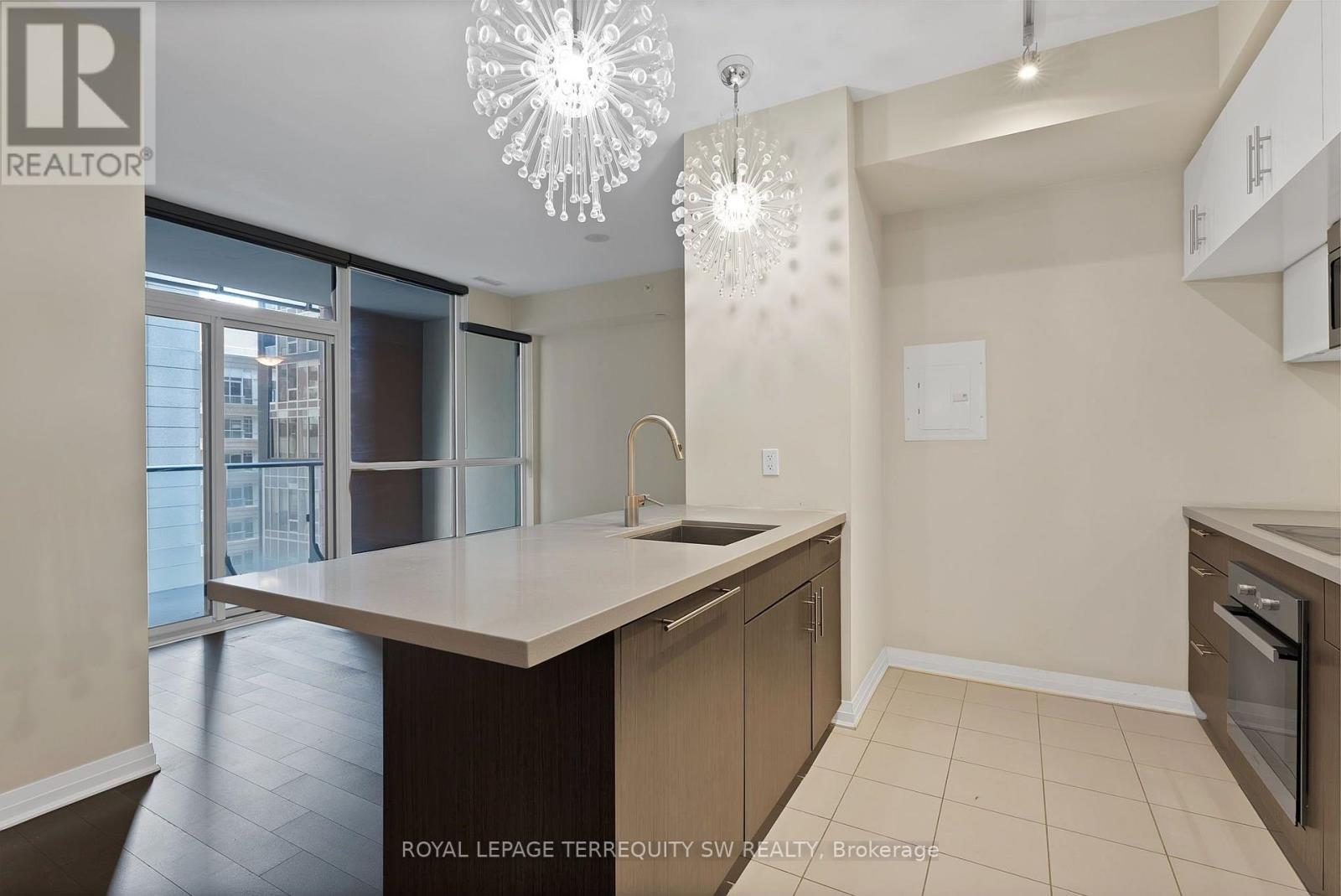 1307 - 8 Mercer Street, Toronto, Ontario  M5V 0C4 - Photo 7 - C13602864