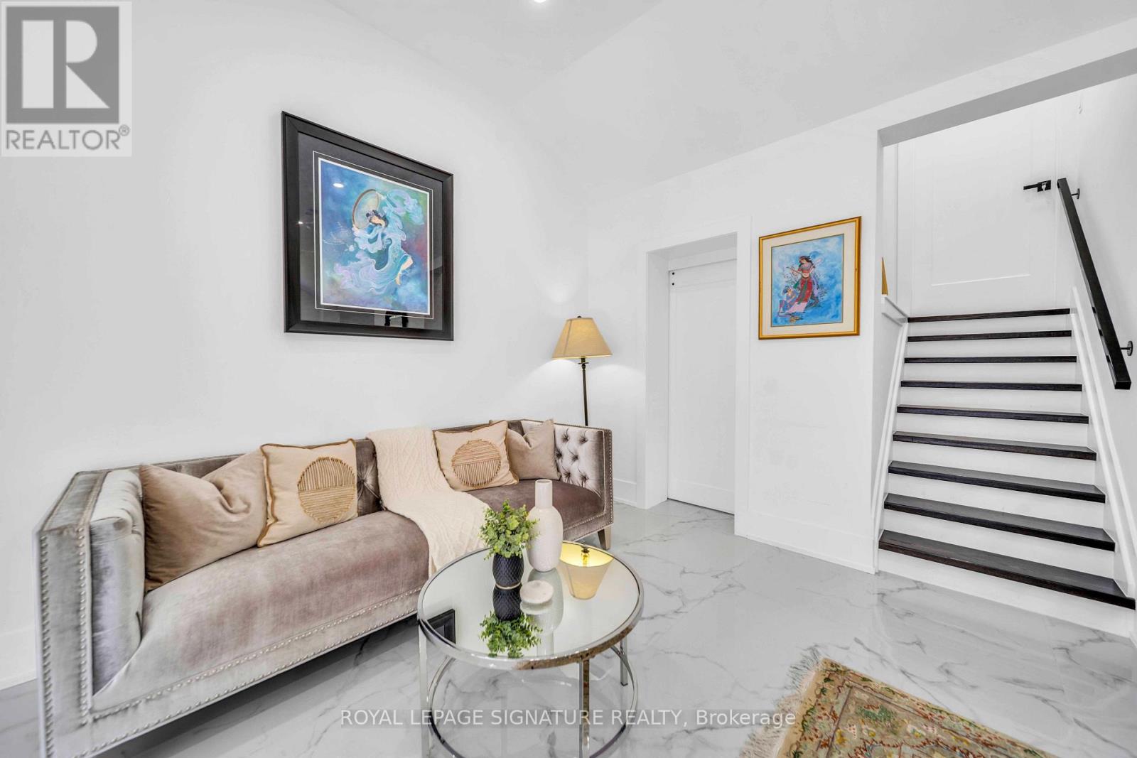 3 Pamcrest Drive, Toronto, Ontario  M2M 2L9 - Photo 6 - C13602924