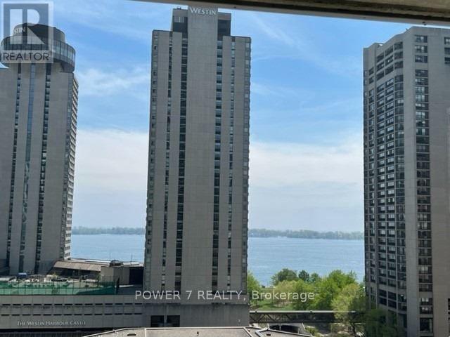 1308 - 33 Bay Street, Toronto, Ontario  M5J 2Z3 - Photo 2 - C13602928