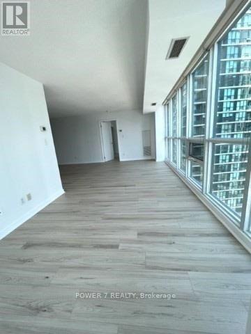 1308 - 33 Bay Street, Toronto, Ontario  M5J 2Z3 - Photo 3 - C13602928