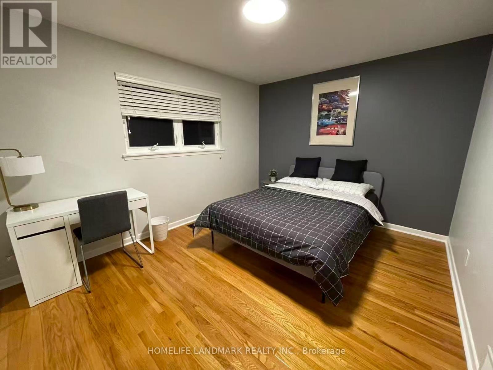 23 Corning Road E, Toronto, Ontario  M2J 2L6 - Photo 4 - C13603038