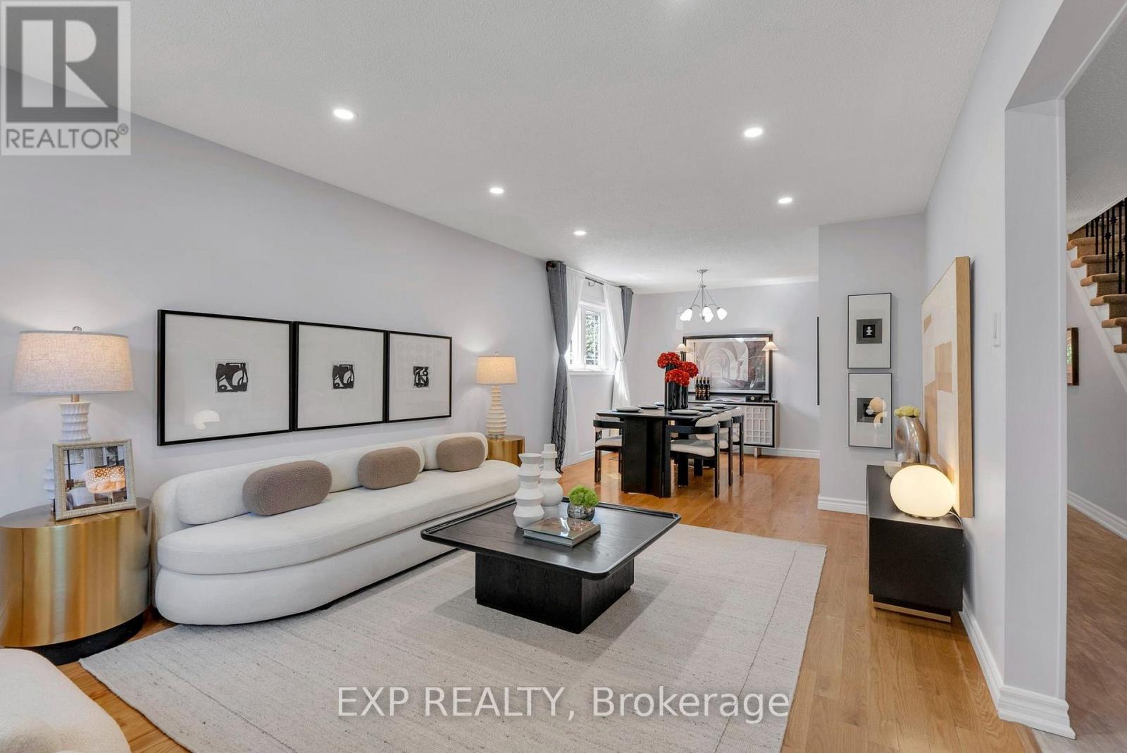 36 Cleethorpes Boulevard, Toronto, Ontario  M1S 3T3 - Photo 7 - E13603002