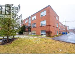 37 MERICOURT Road Unit# 108, Hamilton, Ontario