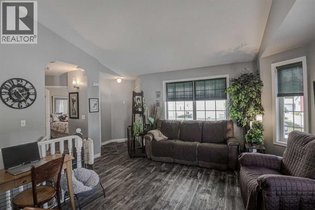 1625 15a Street, Didsbury, Alberta  T0M 0W0 - Photo 4 - A2317766