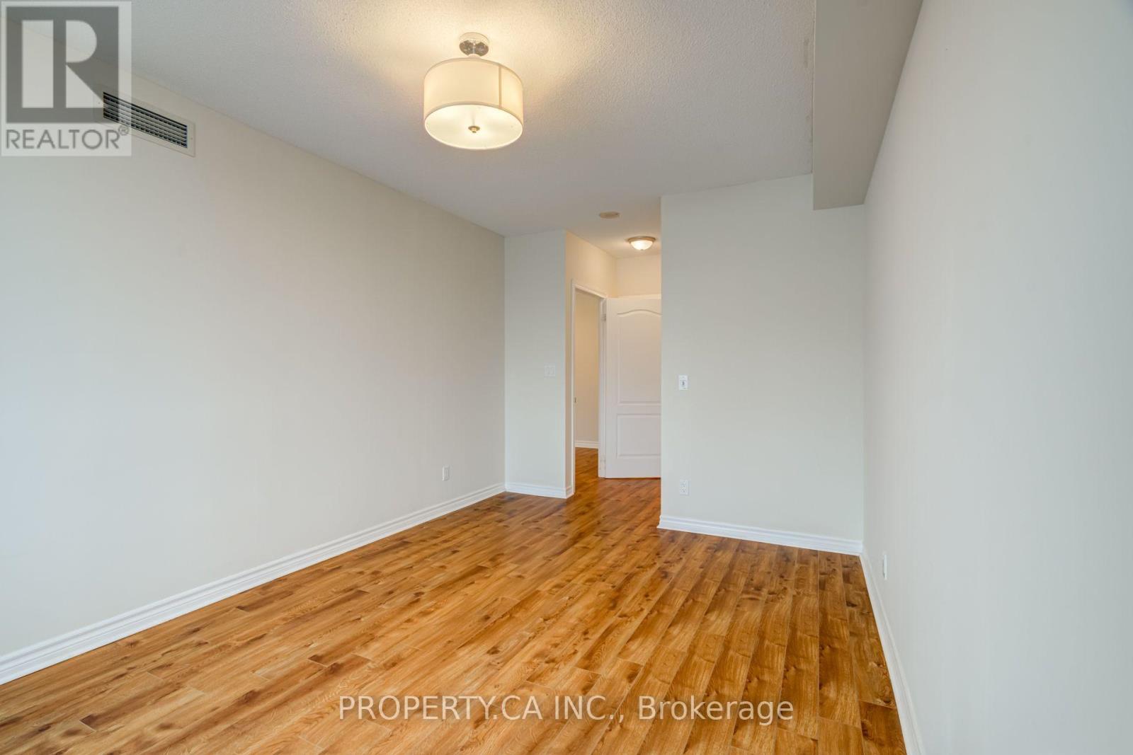 201 - 88 Promenade Circle, Vaughan, Ontario  L4J 9A4 - Photo 18 - N13602910