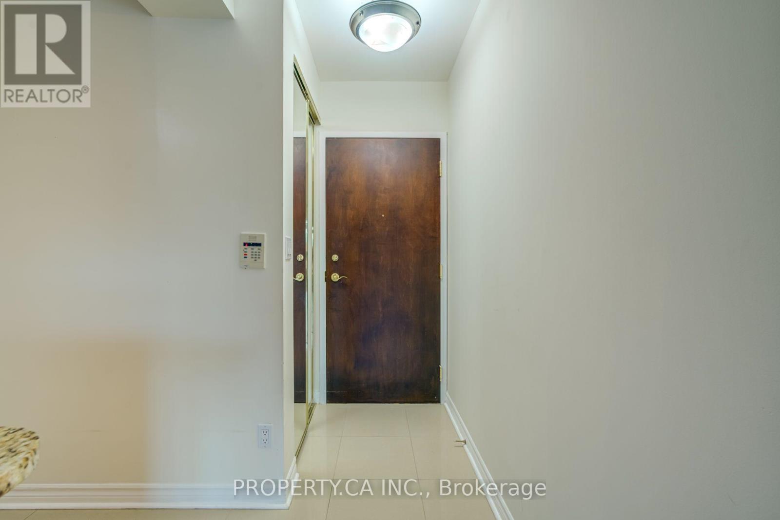 201 - 88 Promenade Circle, Vaughan, Ontario  L4J 9A4 - Photo 5 - N13602910