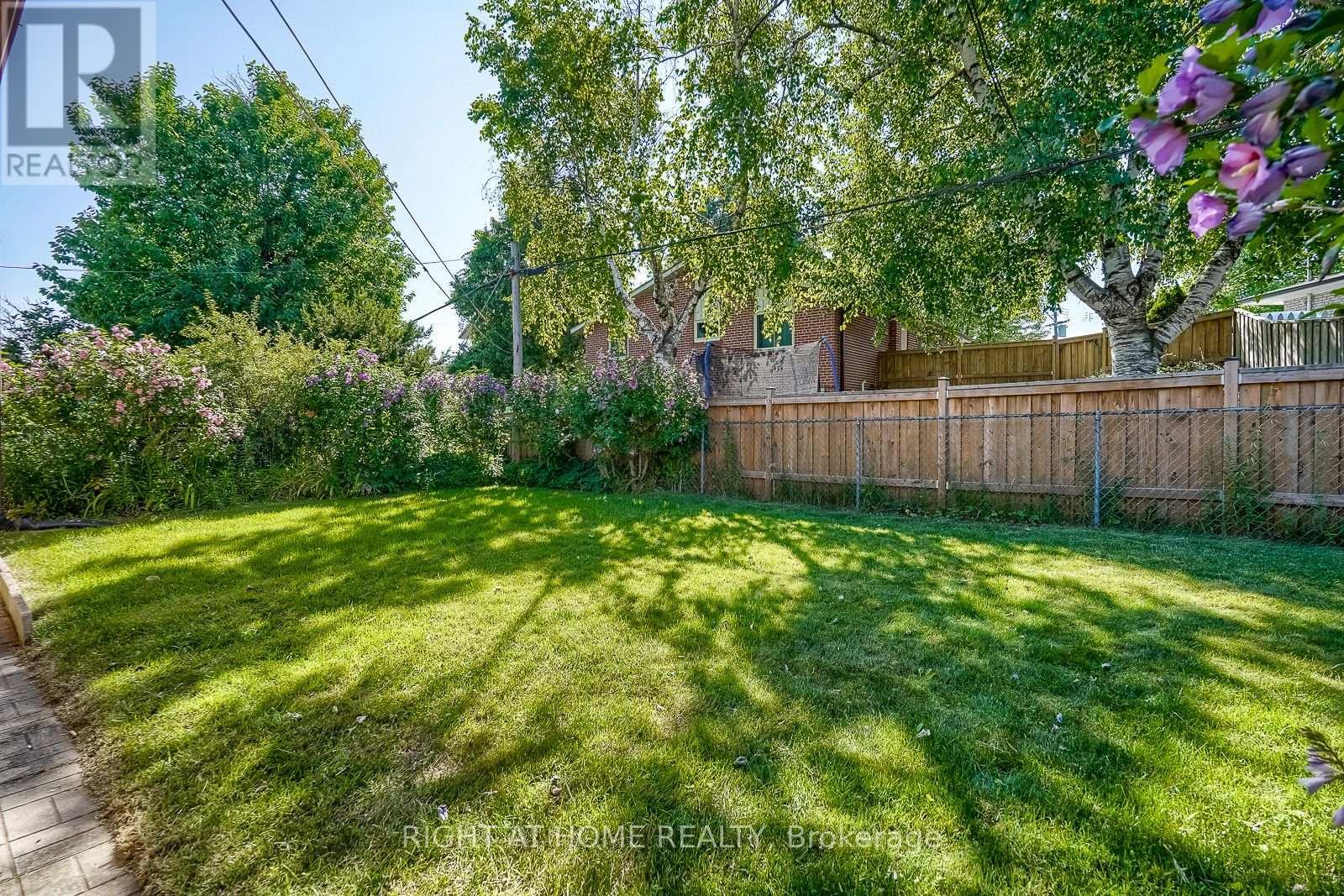 17 Painted Post Drive, Toronto, Ontario  M1H 1S8 - Photo 16 - E13597644