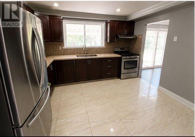 105 Lexington Avenue, Toronto, Ontario  M9V 2G9 - Photo 3 - W13602860