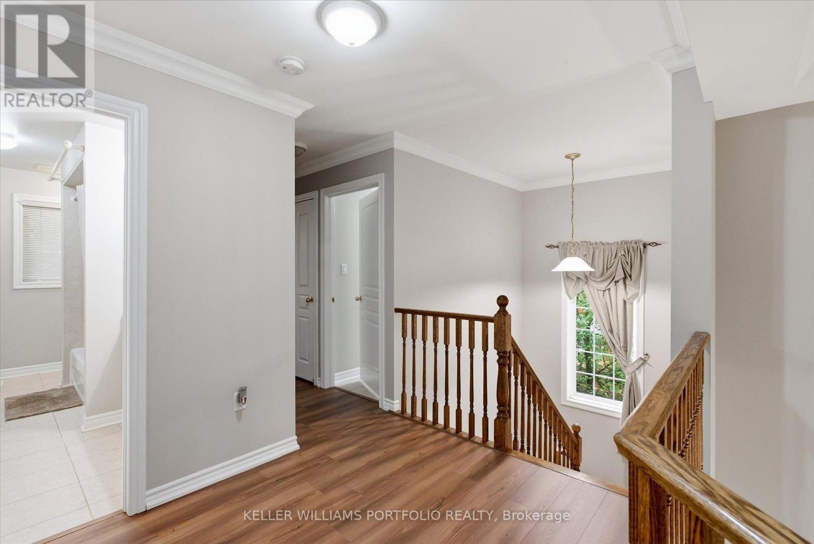2153 Meadowglen Drive, Oakville, Ontario  L6M 4C9 - Photo 21 - W13602882