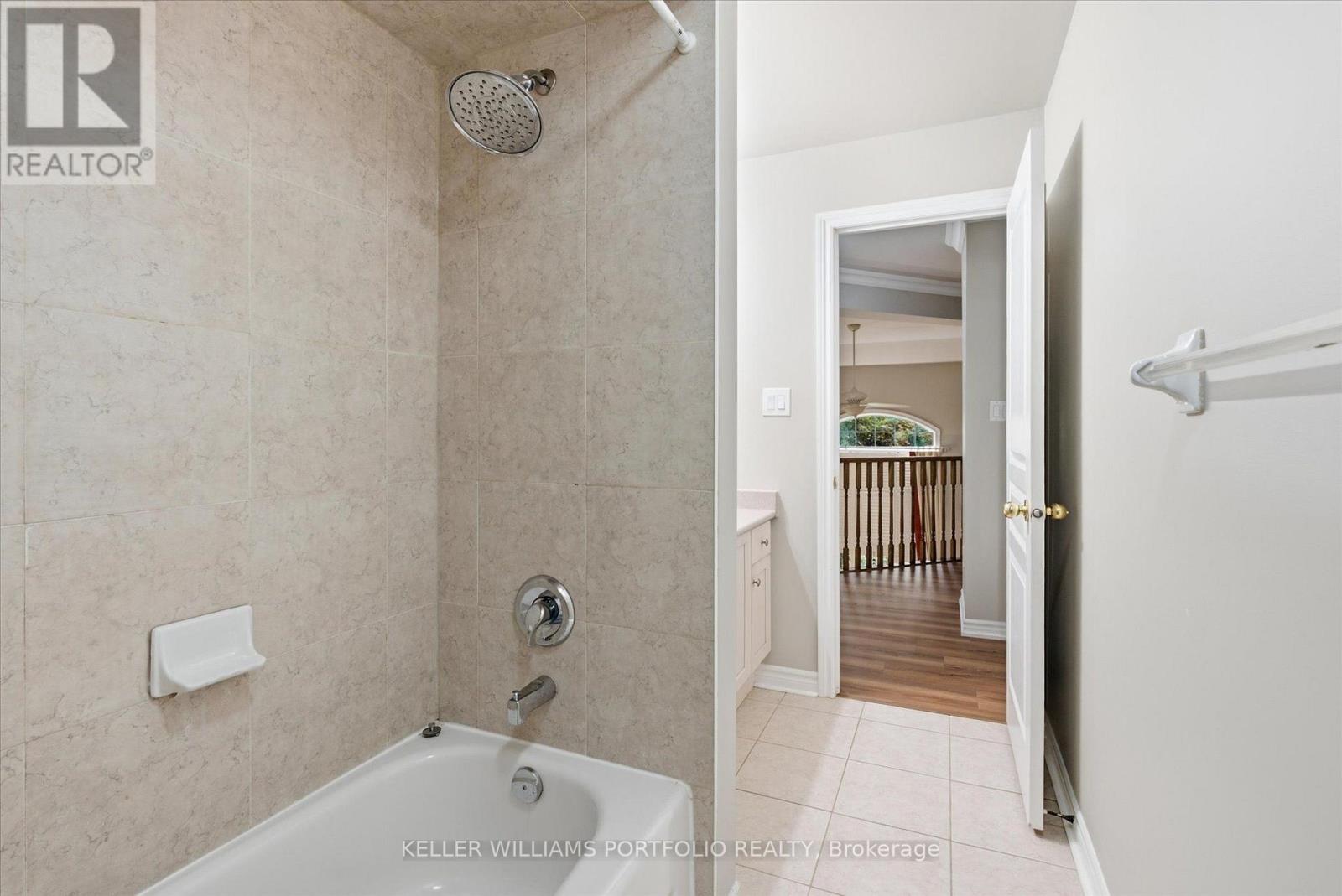2153 Meadowglen Drive, Oakville, Ontario  L6M 4C9 - Photo 34 - W13602882
